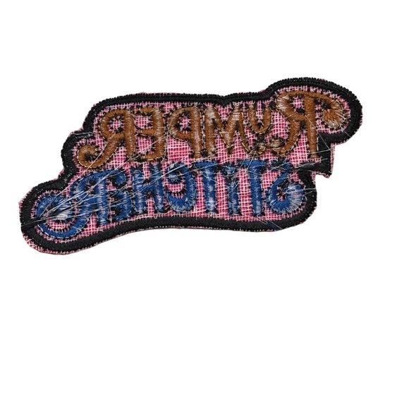 Vintage Rumper Stitcher Hippie Embroidered Sew Iron On Patch Pink Blue Hallmark - Picture 2 of 4